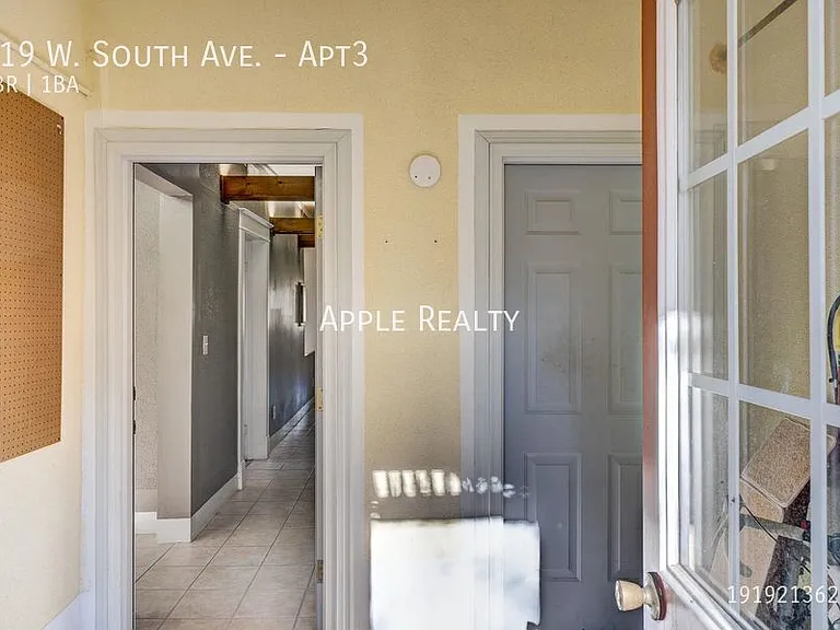 219 W South Ave #3 — Photo 14