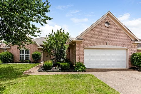 1st image of 1656 Hailsham Cv