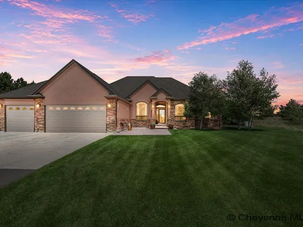 2280 Hugh Glass Trl, Cheyenne, WY 82009