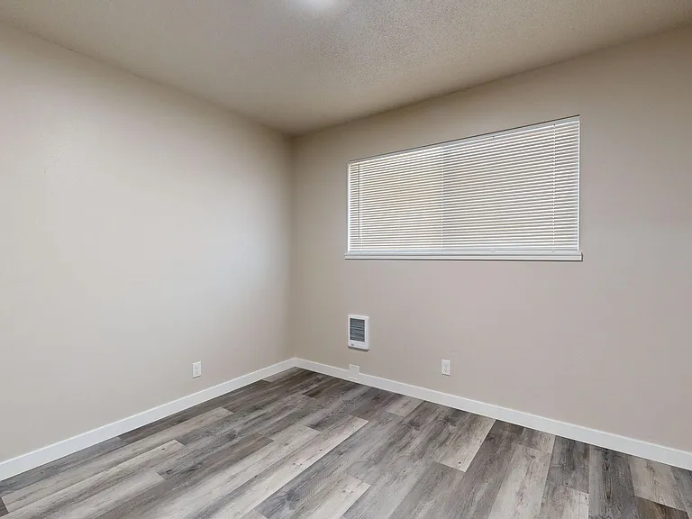 212 N Roosevelt St — Photo 24