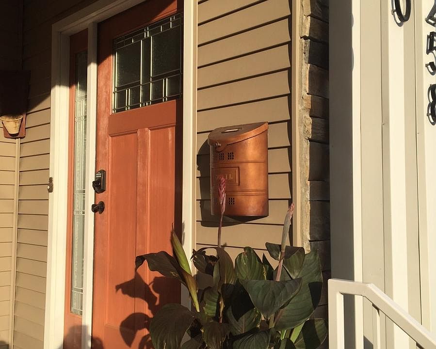 Door to unit