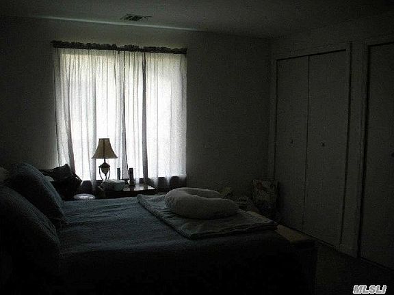 4th image of 189 Cambridge Dr
