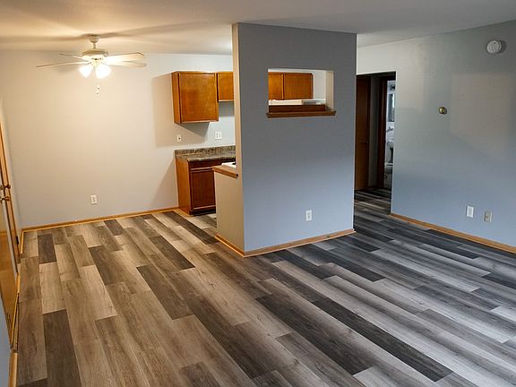 4th image of 5332 Hanson Ct N #10