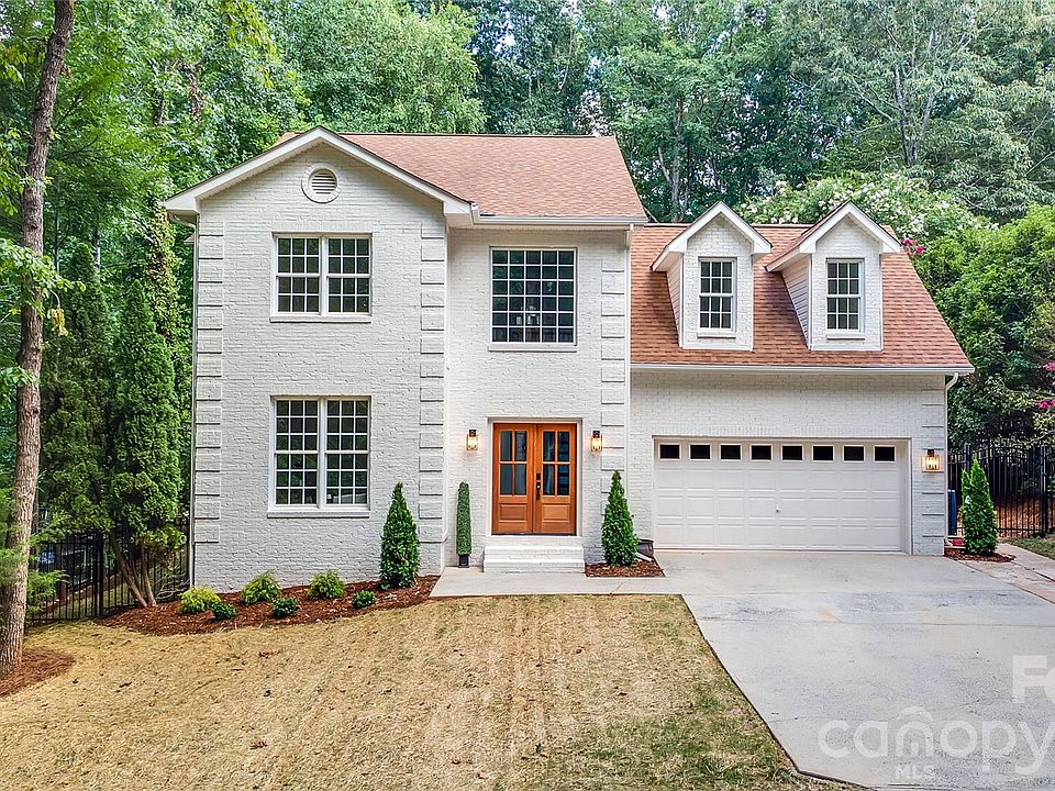 1st image of 9438 Valley Rd