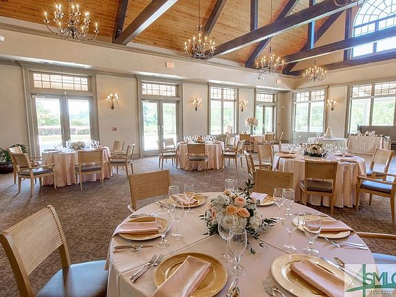 4th image of 105 Wood Glen Retreat