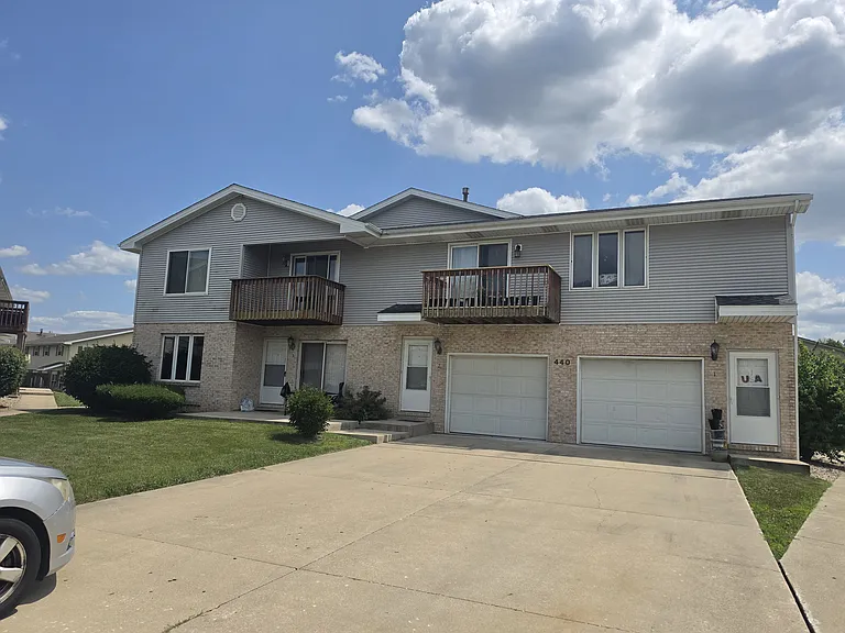 440 Plum Creek Ct #2 — Photo 1