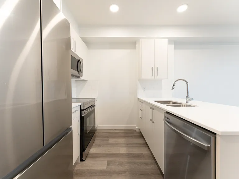 612 67th Ave SW — Photo 58