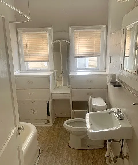 1140 W Ashby Pl #1 — Photo 5