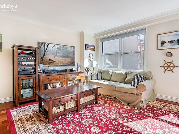 4th image of 444 E 84th Street 5h #5H