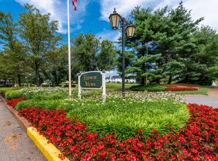 24 Magnolia Dr, Spring Lake, NJ 07762