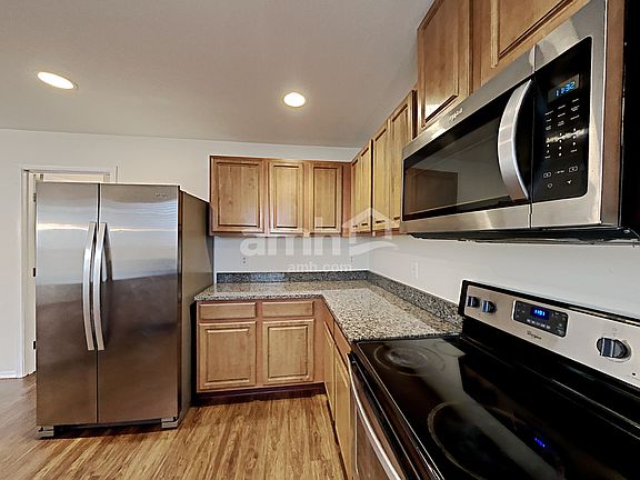 4th image of 18432 96th Ave E