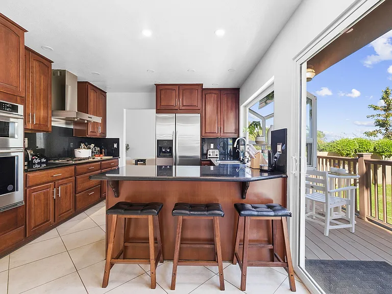 14225 Mango Dr — Photo 32