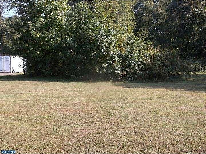 2nd image of 210 Stardust Dr