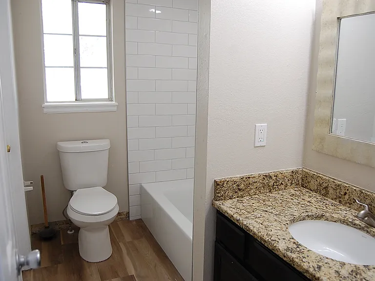 12655 Elm St — Photo 12