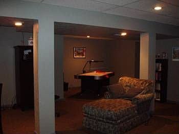 5th image of 27 Hawthorne Dr