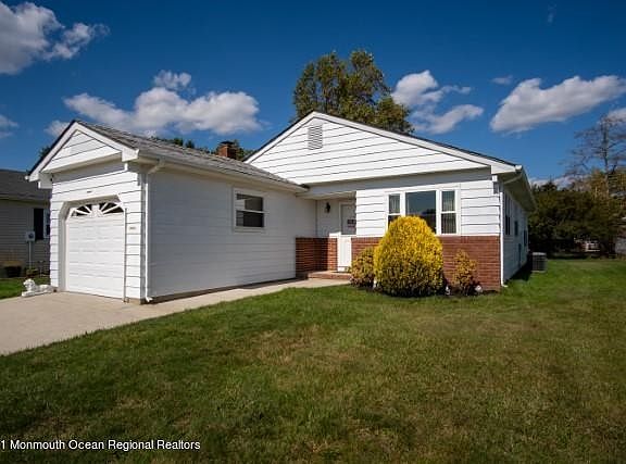 2nd image of 6 Beaumont Ct