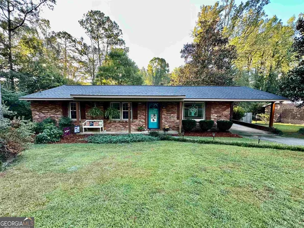 1263 Newport Rd, Macon, GA 31210