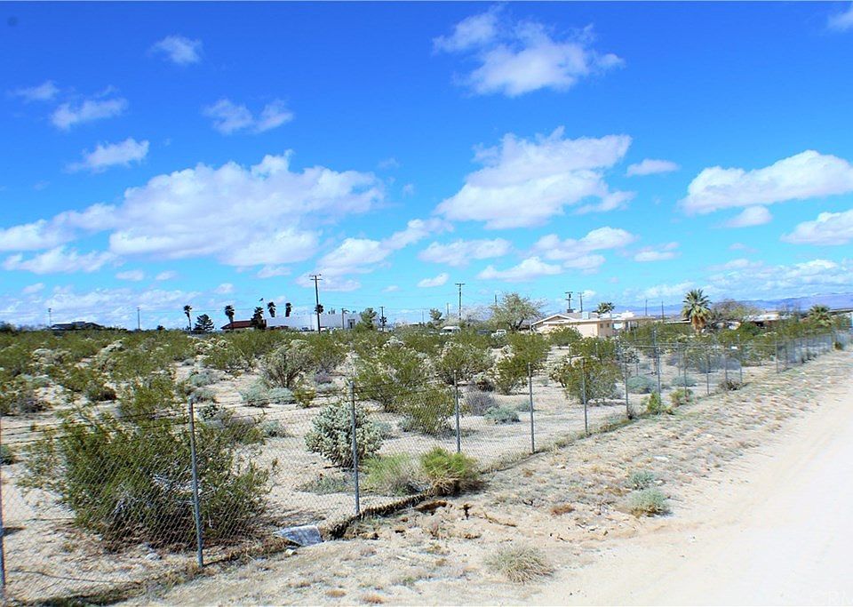 2nd image of 6636 Valley View Dr