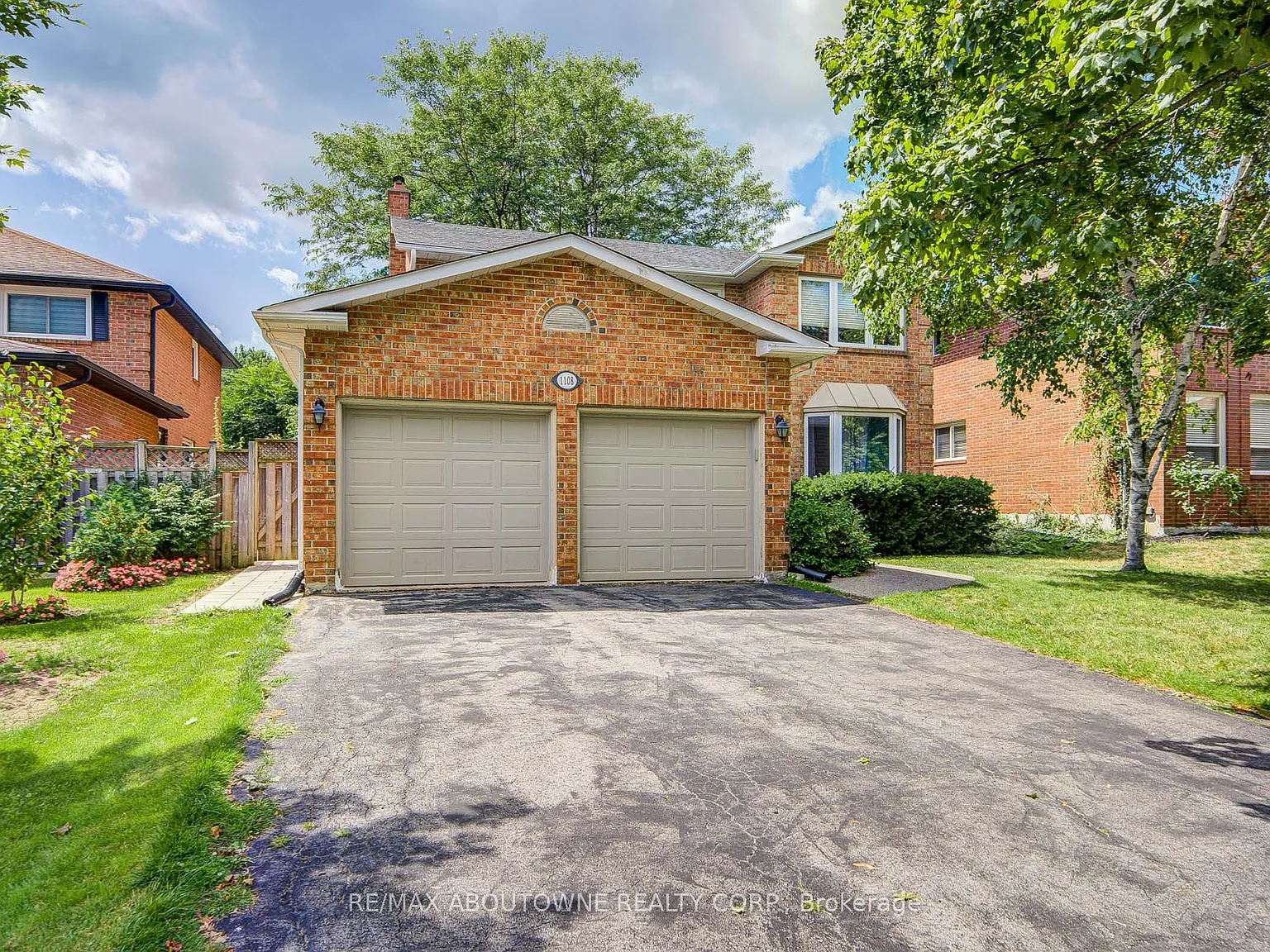 2 bed, $2,600 — Photo 2