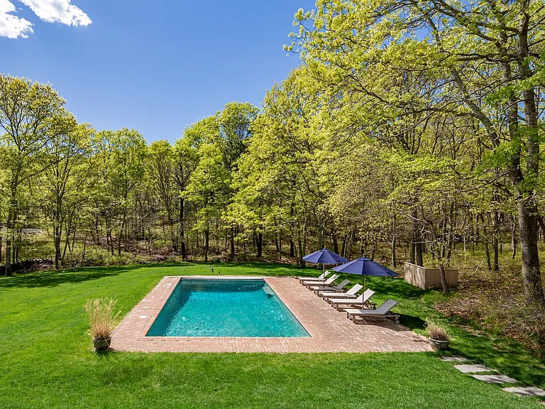 34 Chatfields Ridge Rd — Photo 14