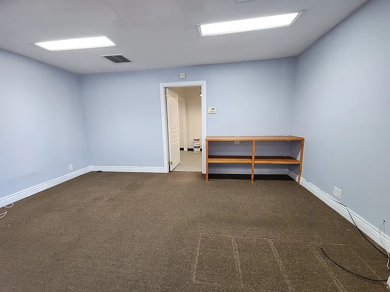 805 Walnut St #A — Photo 5