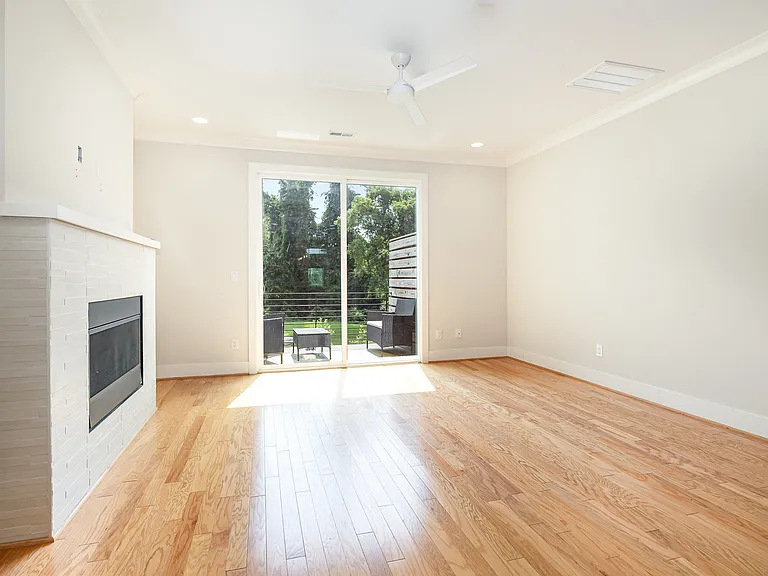 758 Peakland Pl — Photo 12