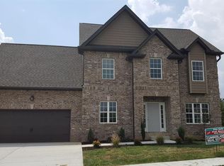 200 Hickory Point Dr, Lebanon, TN 37087