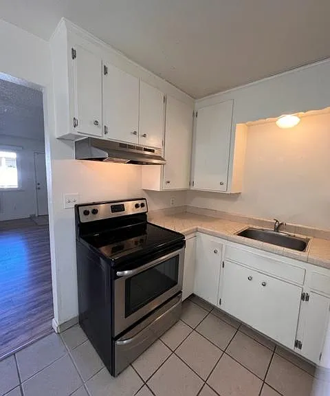 125 S L St #6 — Photo 6