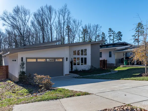 1912 Lakedell Dr, Charlotte, NC 28215