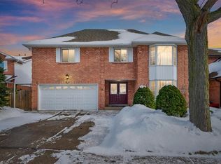 54 Goldcrest Dr, Hamilton, ON L8G 4T6