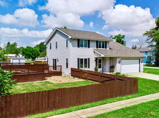 87 S Pampas Dr, Cortland, IL 60112