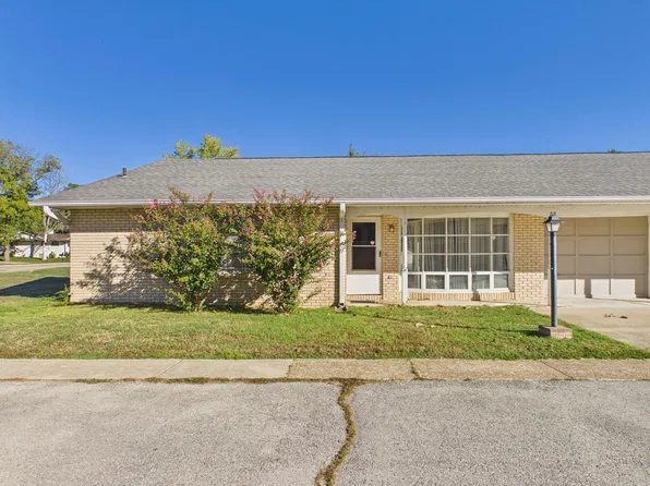 1301 Meadowbrook Dr, Mountain Home, AR 72653