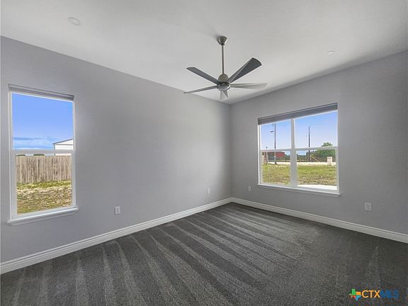5th image of 431 Nathan Dr