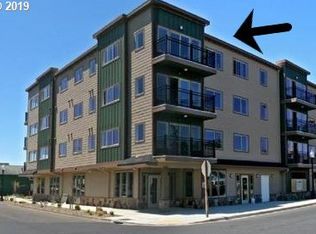 211 Harbor St APT 40, Florence, OR 97439