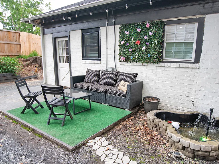 455 E Side Ave — Photo 57
