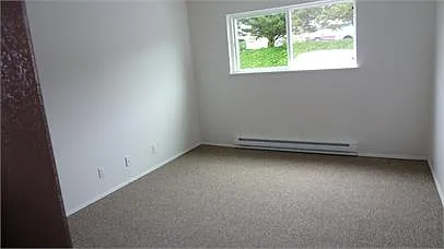 Oceanlake Estates Apartments — Photo 27