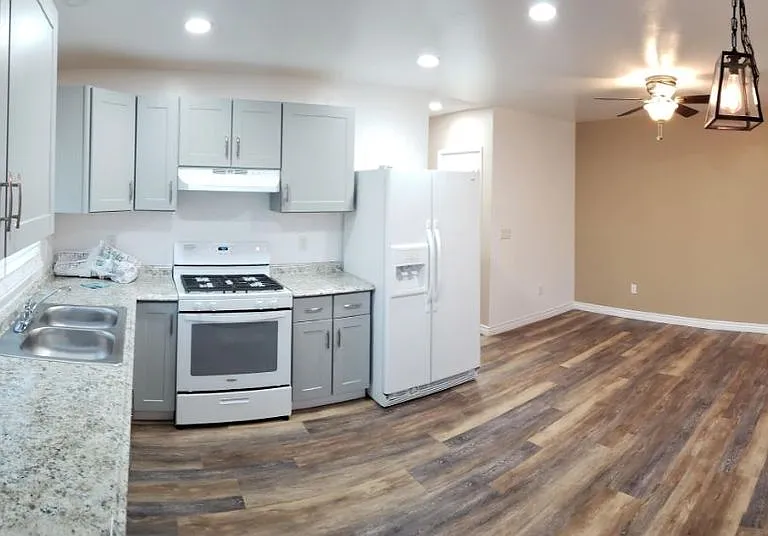 143 W San Ysidro Blvd #1/2 — Photo 7