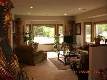 2nd image of 5157-15 1/2 St NE