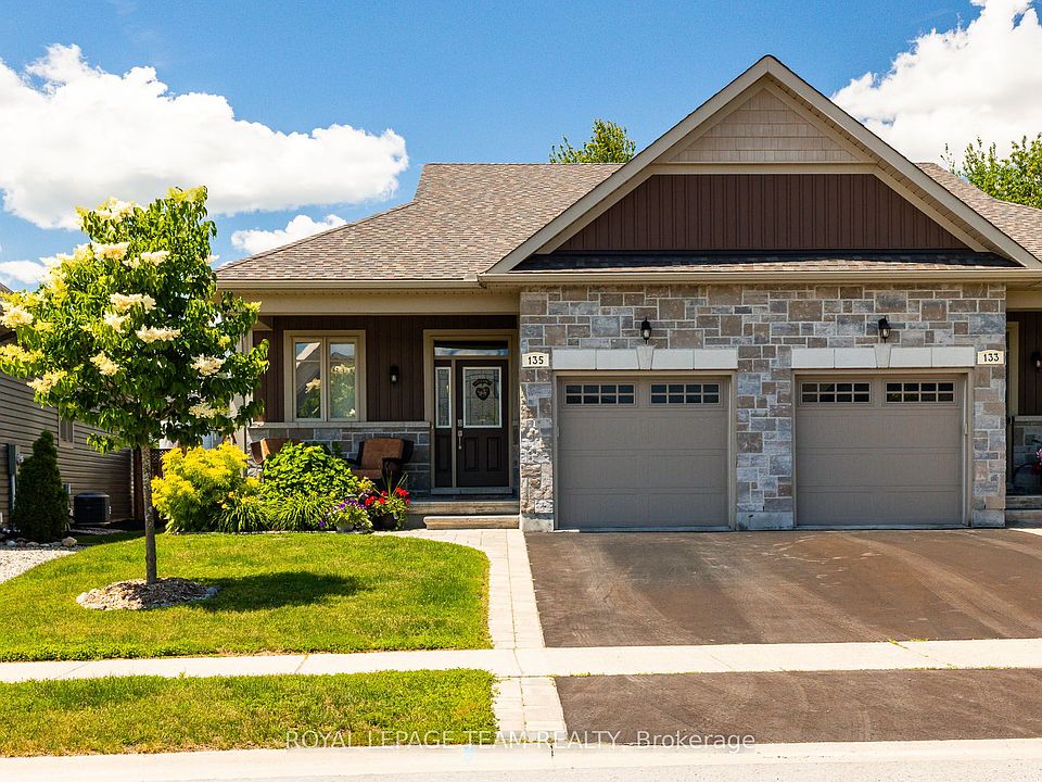 1st image of 135 Tradewinds Cres