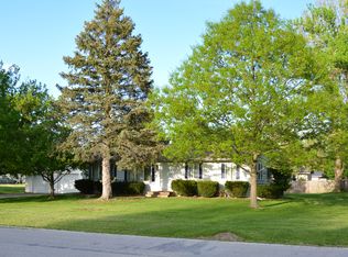 1850 S Westgate Dr, Decatur, IL 62521