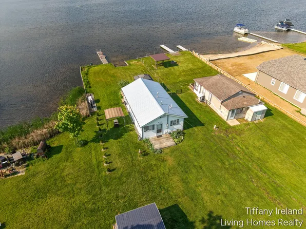 1996 Shore Dr, Orleans, MI 48865