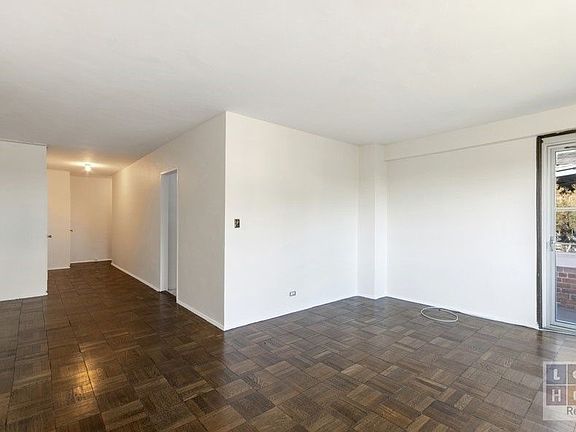 2nd image of 477 Fdr Dr APT M307