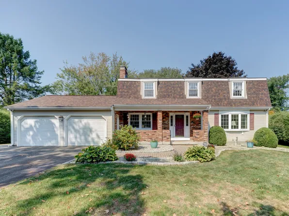 81 Hampshire Drive, Glastonbury, CT 06033