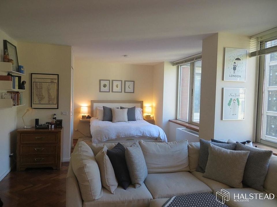 1st image of 2373 Broadway APT 725
