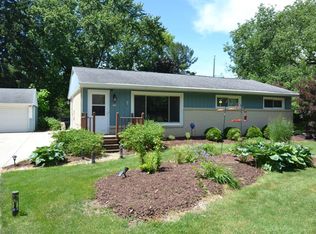 5125 S Brennan Dr, New Berlin, WI 53146
