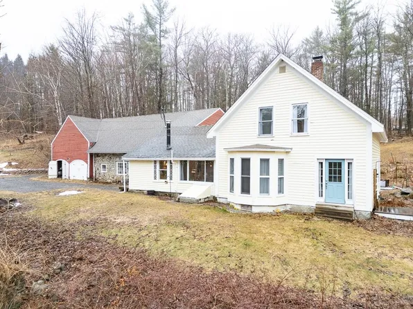 371 Burton Highway, Wilton, NH 03086