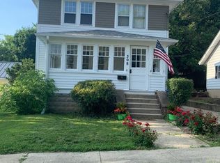 308 Indiana Ave, St Charles, IL 60174