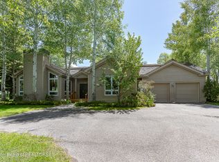 950 E Sagebrush Dr, Jackson, WY 83001