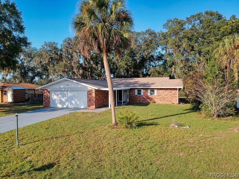 1st image of 31 Emerald Dr