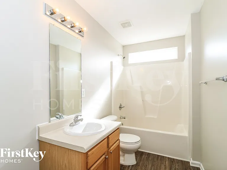 4630 Lauren Woods Ct — Photo 13
